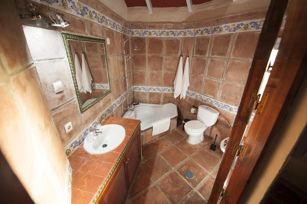 Amarna Conil Guest House Conil De La Frontera Exterior photo